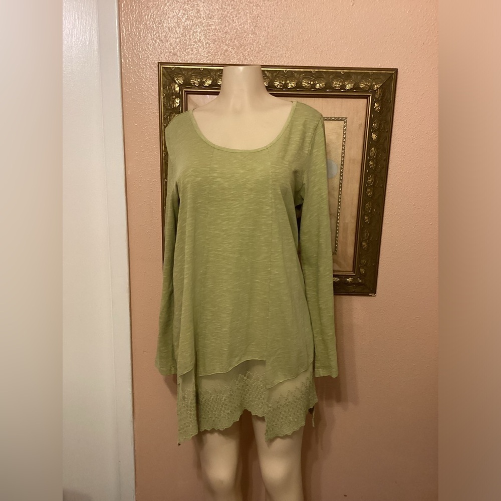 Soft Surroundings Asymmetrical Long Sleeve Lace Size Medium - Picture 1 of 13